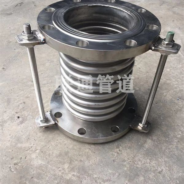 �������y���a����