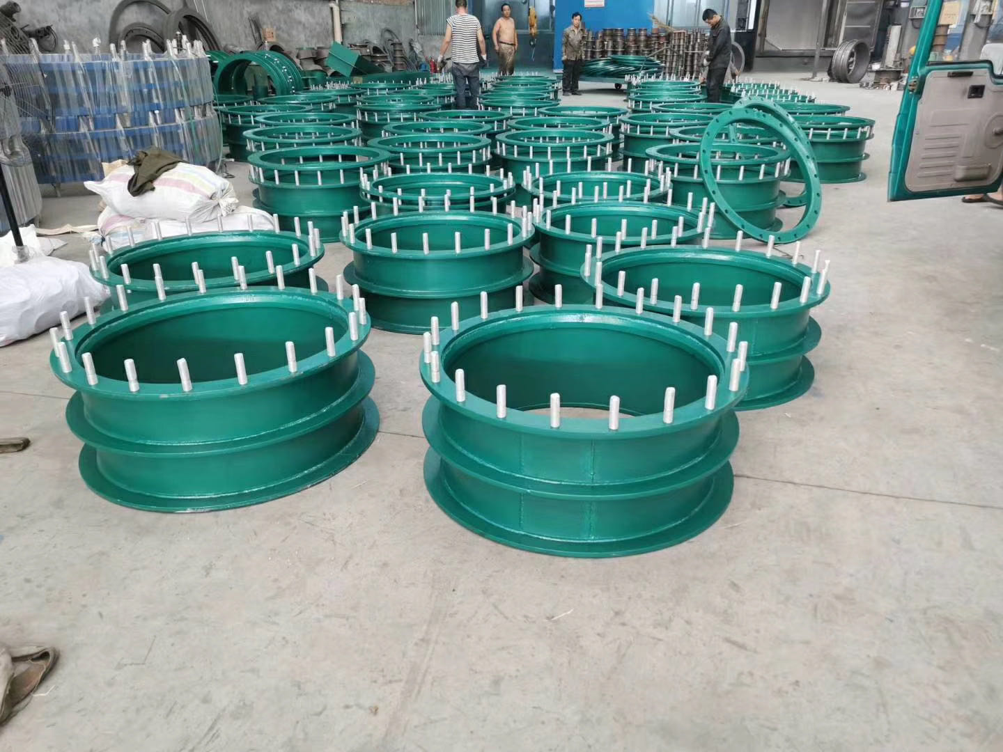 ���Ժ̈́��Է�ˮ�׹ܵą^�e