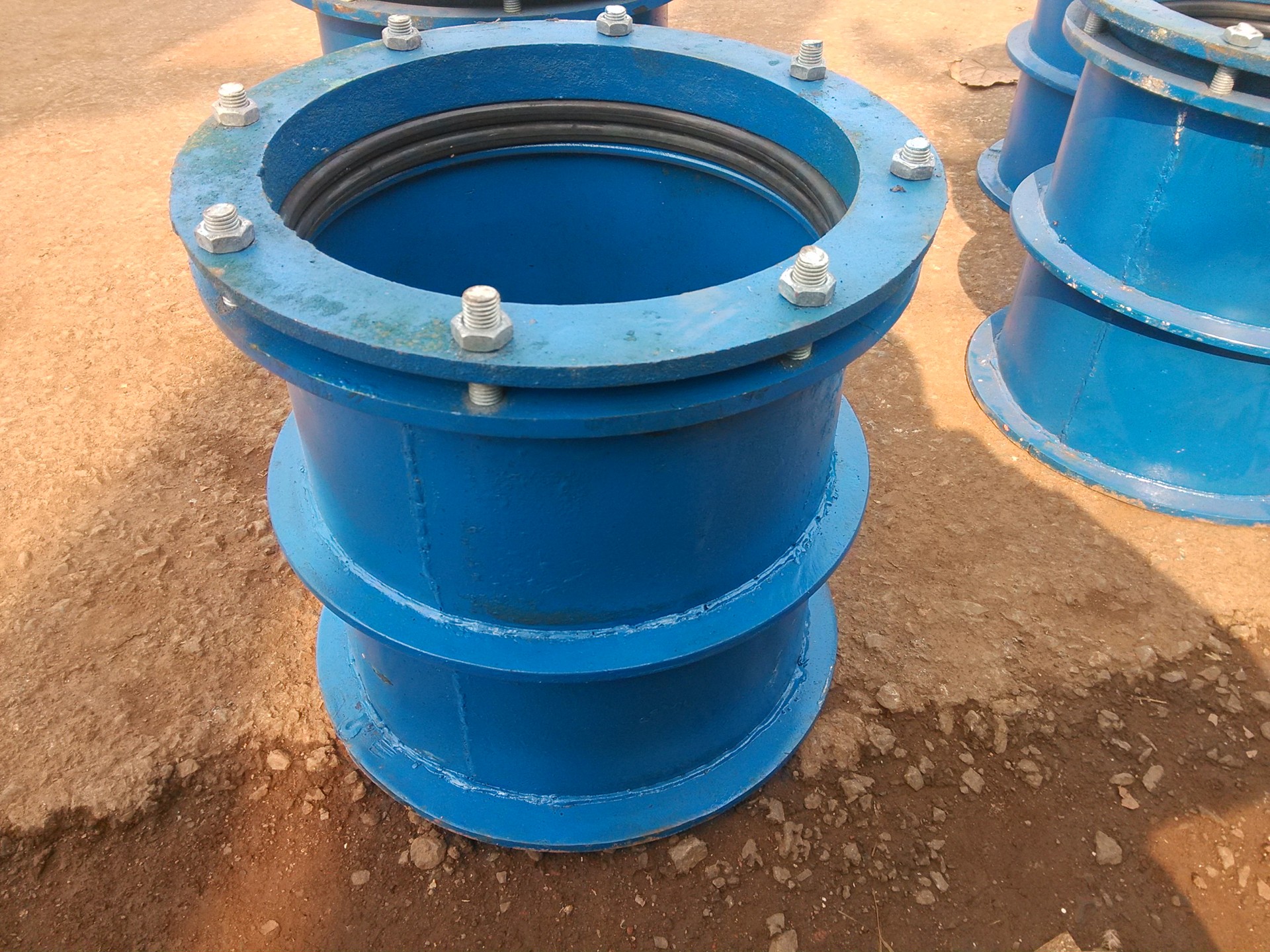 �����ܵ����^���Է�ˮ�׹�֮��,���z�ܷ�Ȧ�o�����ܵ�,����ܷ�